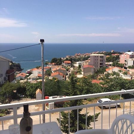 Em Apartments Ulcinj Buitenkant foto
