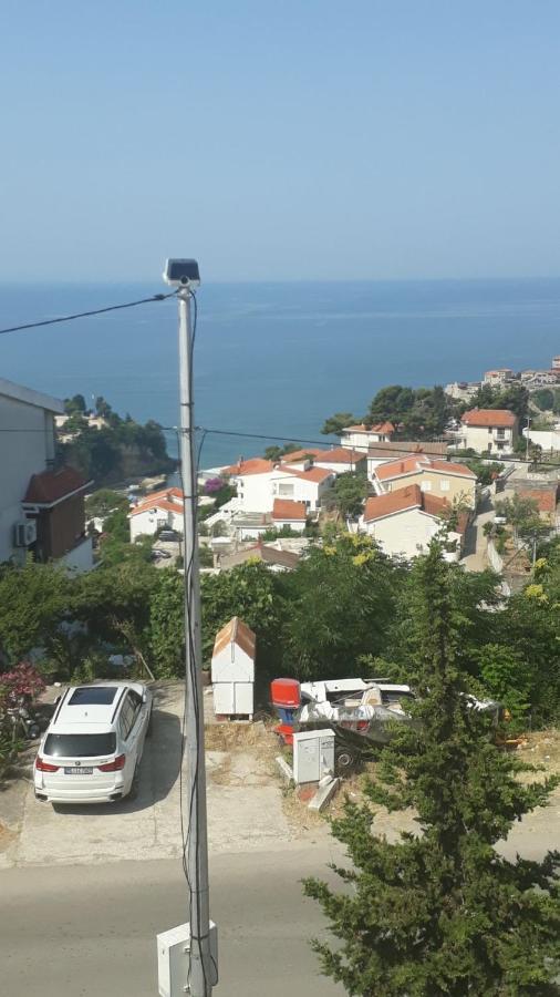 Em Apartments Ulcinj Buitenkant foto