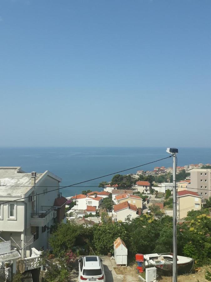 Em Apartments Ulcinj Buitenkant foto